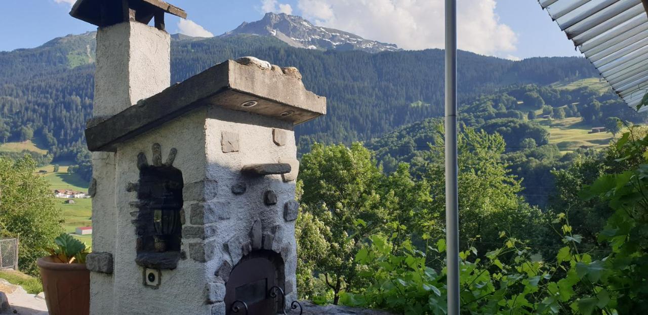 Ferienhaus & Ferienwohnung Winay Wayna Gotschna Blick Klosters Ngoại thất bức ảnh